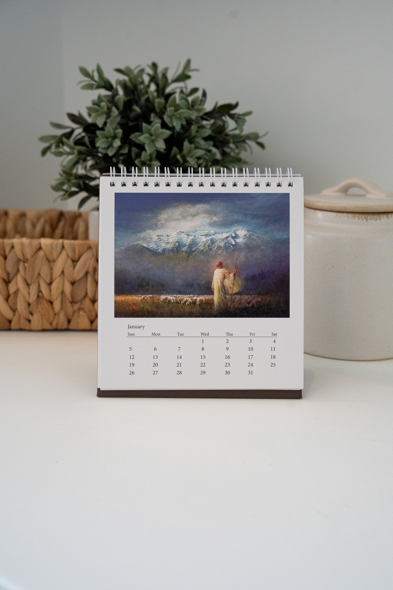 Yongsung Kim Desktop Calendar 2025